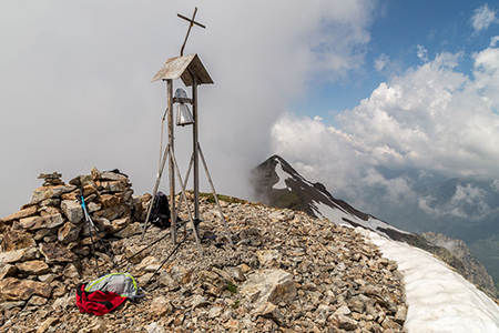 Sabato 27 Giugno 2015 – Dai Gemelli al Calvi per vette - FOTOGALLERY